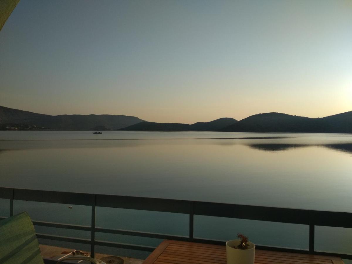 Marilena Seaside House Leilighet Elounda Eksteriør bilde